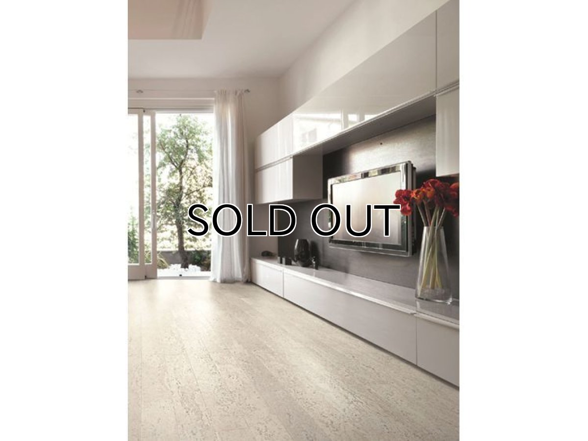 画像2: コルク複合フローリング　床暖房対応　ムーンライト色　アクリルナノ塗装　1230×145×10.5 (2)