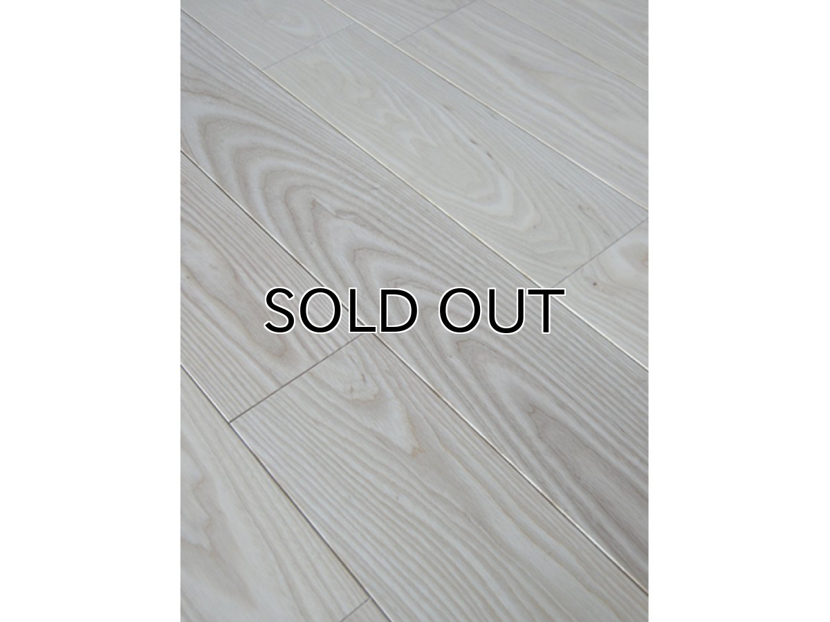 画像3: ホワイトアッシュ幅広無垢フローリングＵＮＩ・V溝タイプ無塗装1820×130×15 (3)