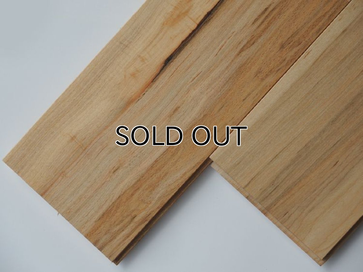 画像2: メープル幅広無垢フローリングＵＮＩ・Nグレード自然塗料塗装 1820×130×15 (2)