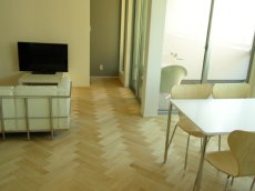 画像4: カバ無垢フローリング・ヘリンボーン貼り用・無塗装　420×60×15 (4)